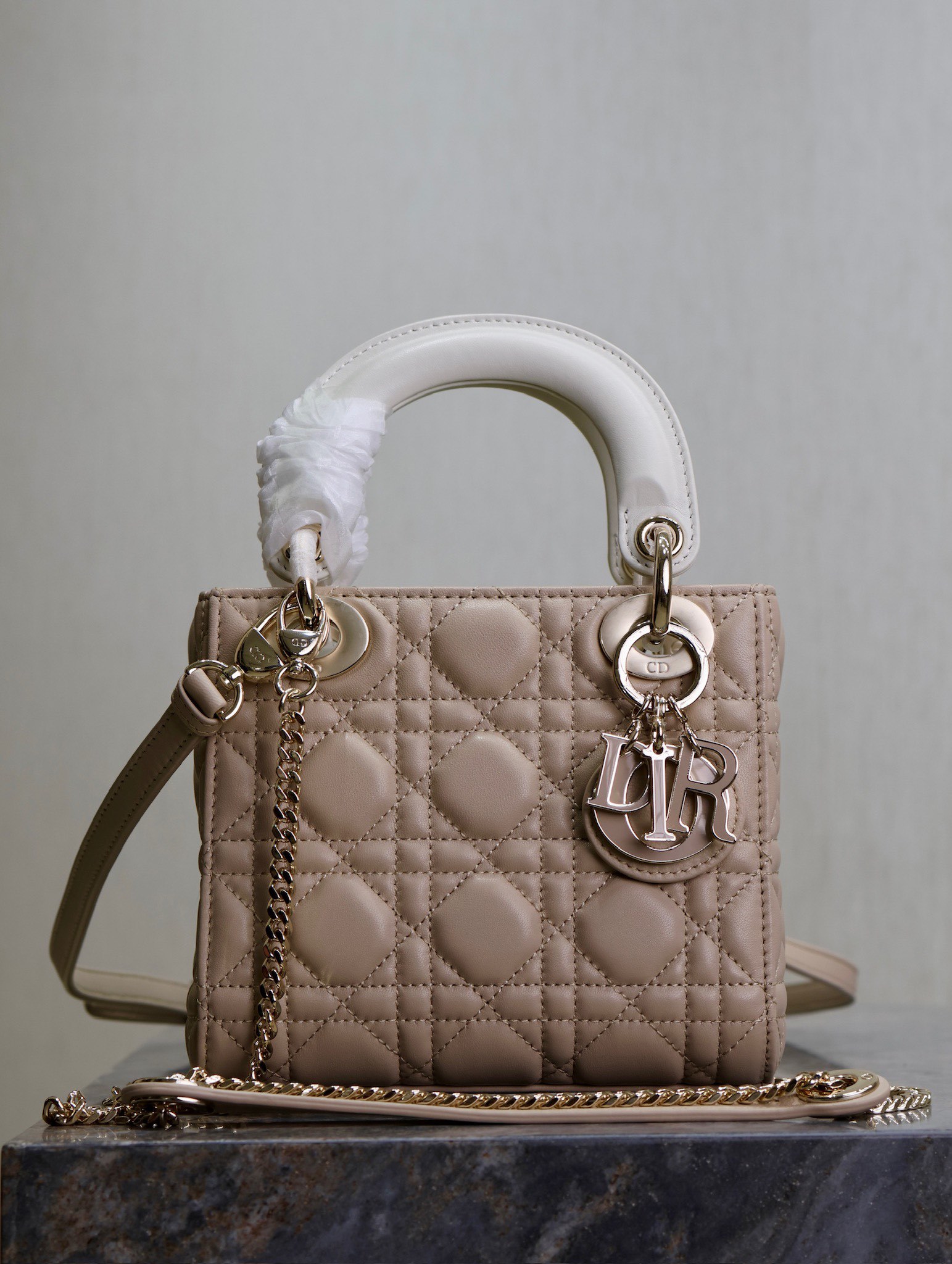 DiorLadyM0505 17cm P1 I14