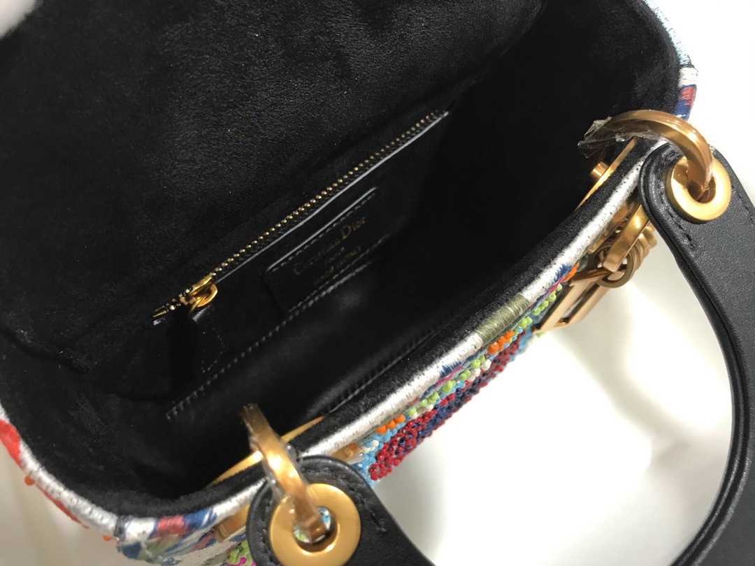DiorLadyM0505 17cm P1 I57