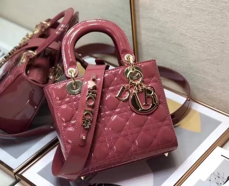DiorLadyM0538 20cm P1 I27