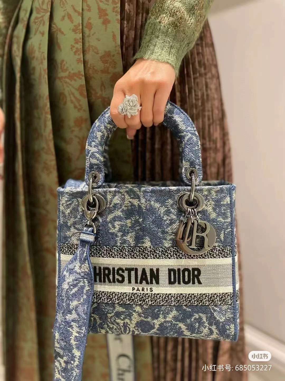 DiorLadyM0565 24cm P1 I47