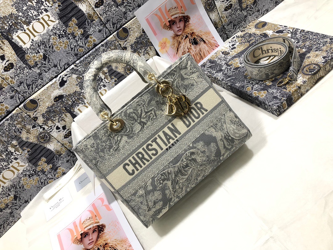 DiorLadyM0566 32cm P1 I3