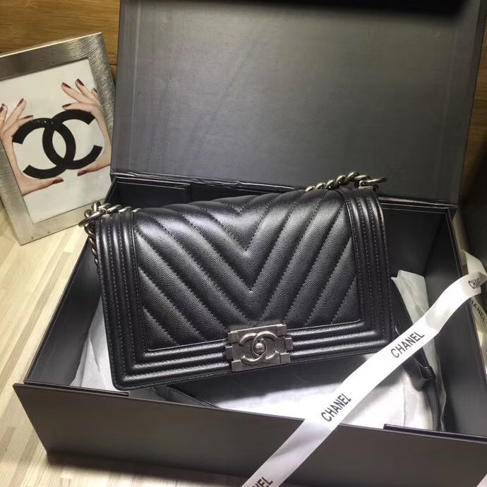 Chanel P1 I49