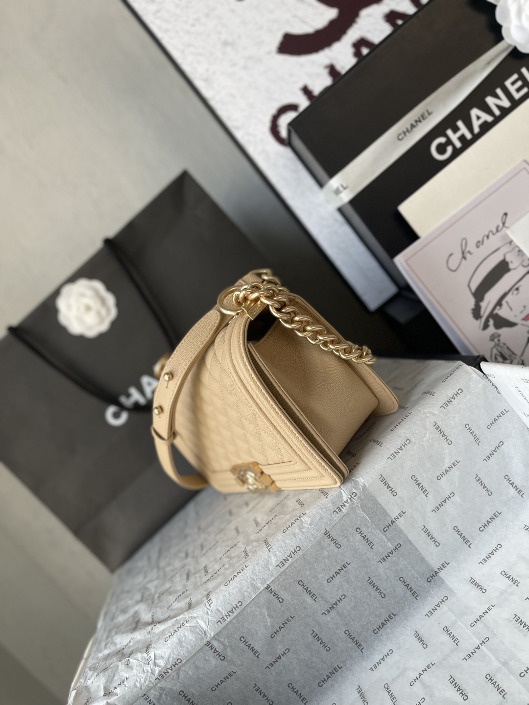 Chanel P1 I6