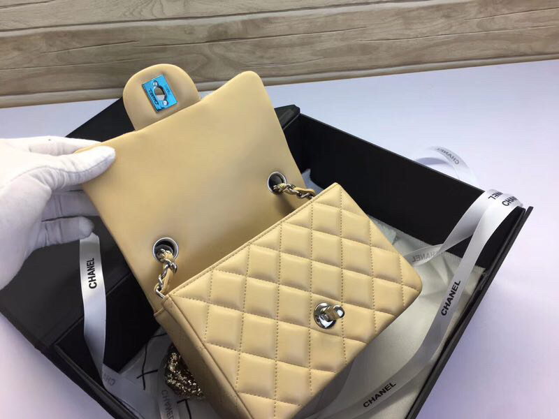 Chanel MiniSquare P1 I10