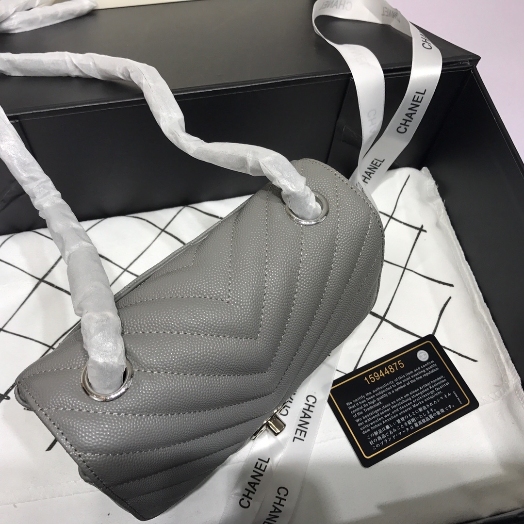 Chanel MiniSquare P1 I30