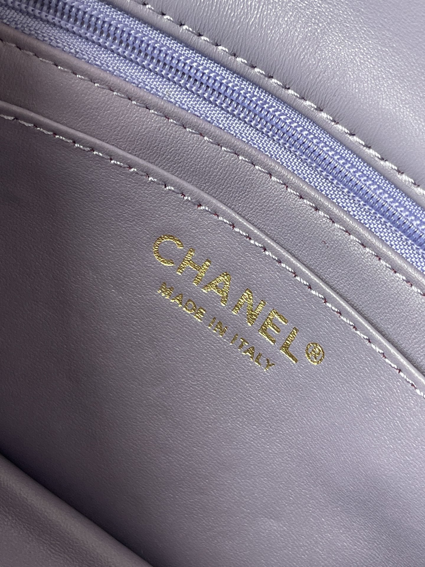 Chanel Flap P1 I19