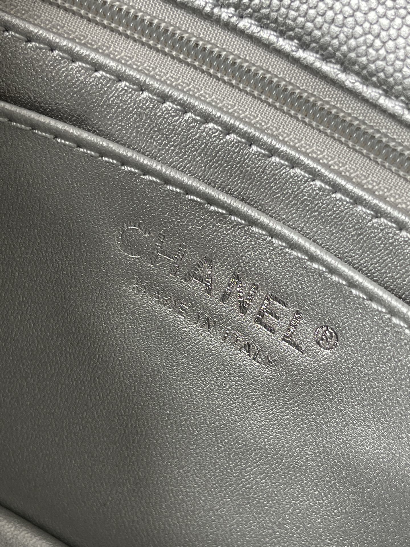 Chanel Flap P1 I6