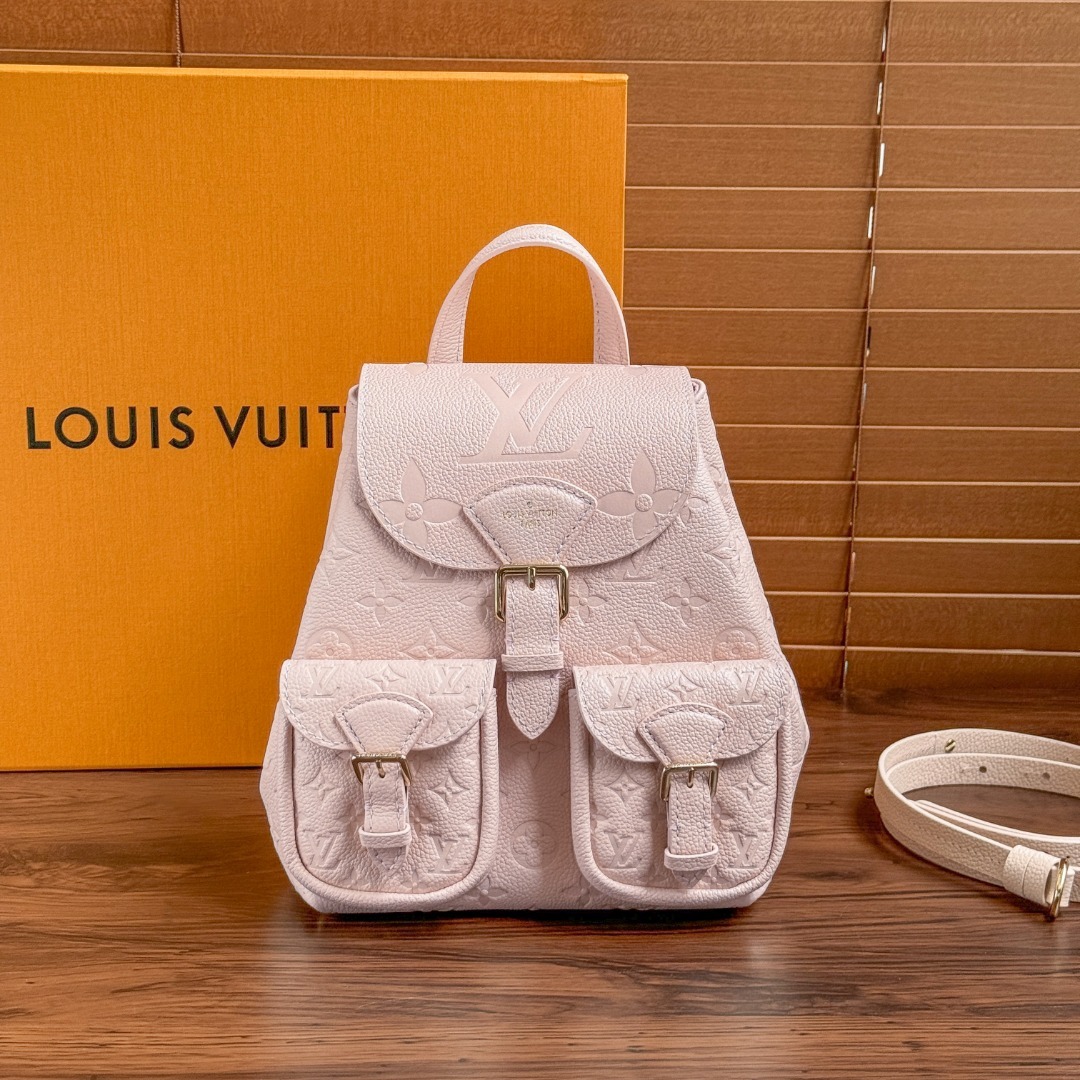 LV Backpack P1 I4