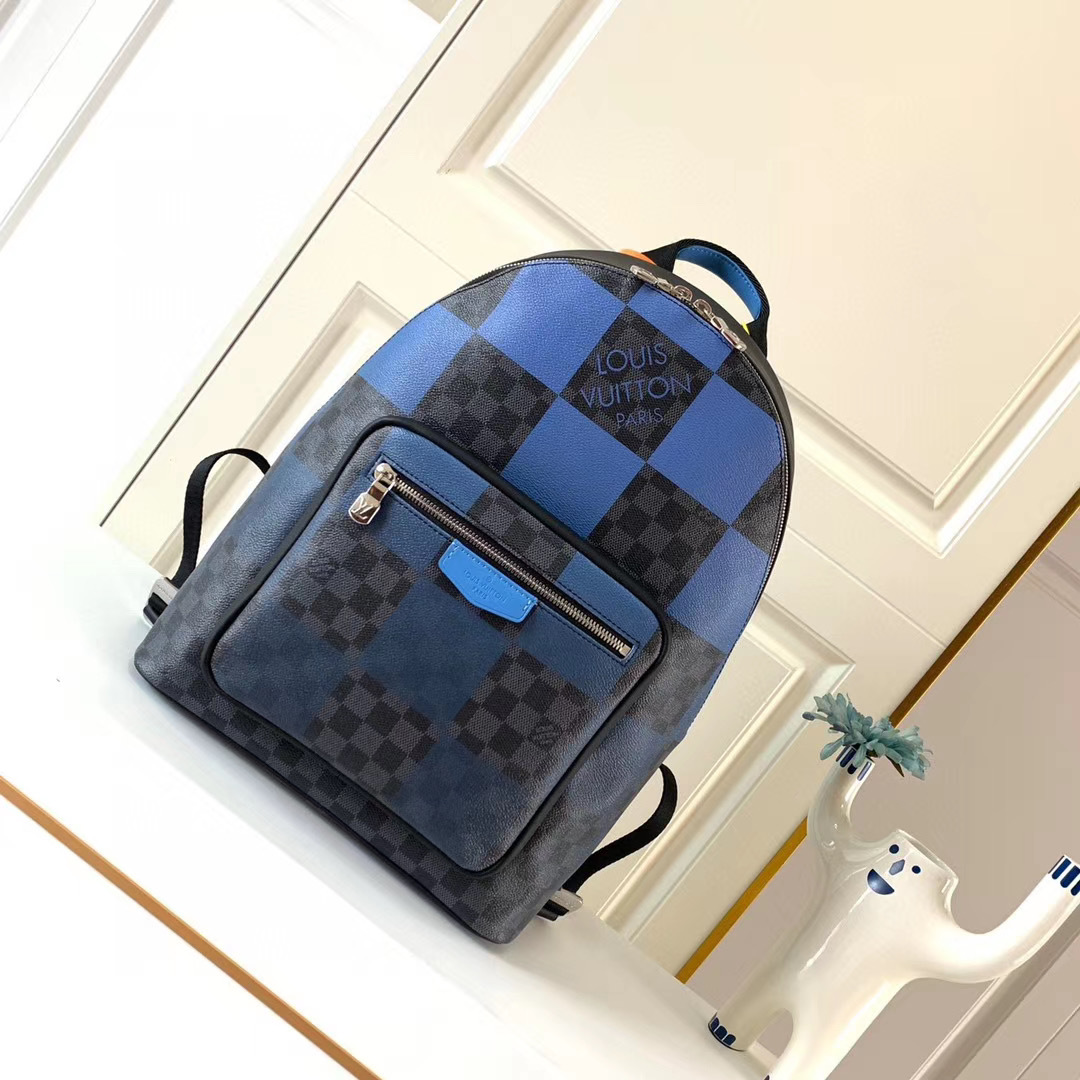 LV Backpack P1 I108
