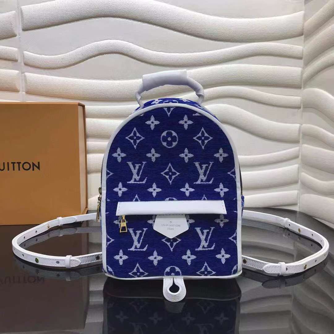 LV Backpack P1 I32