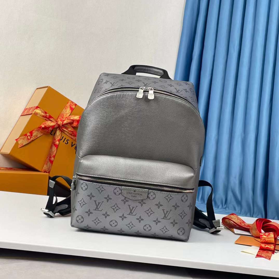 LV Backpack P1 I34