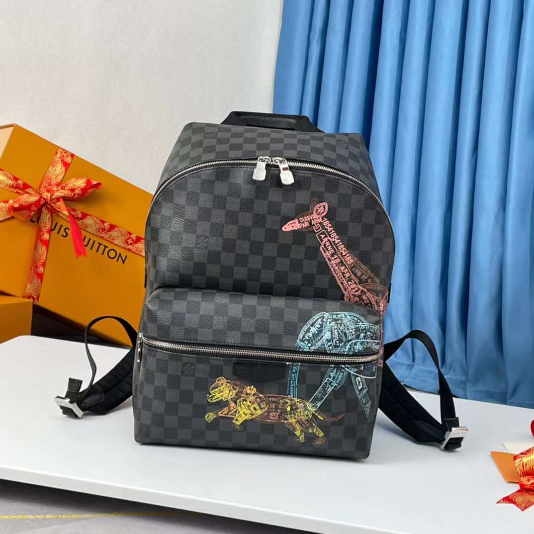 LV Backpack P1 I35