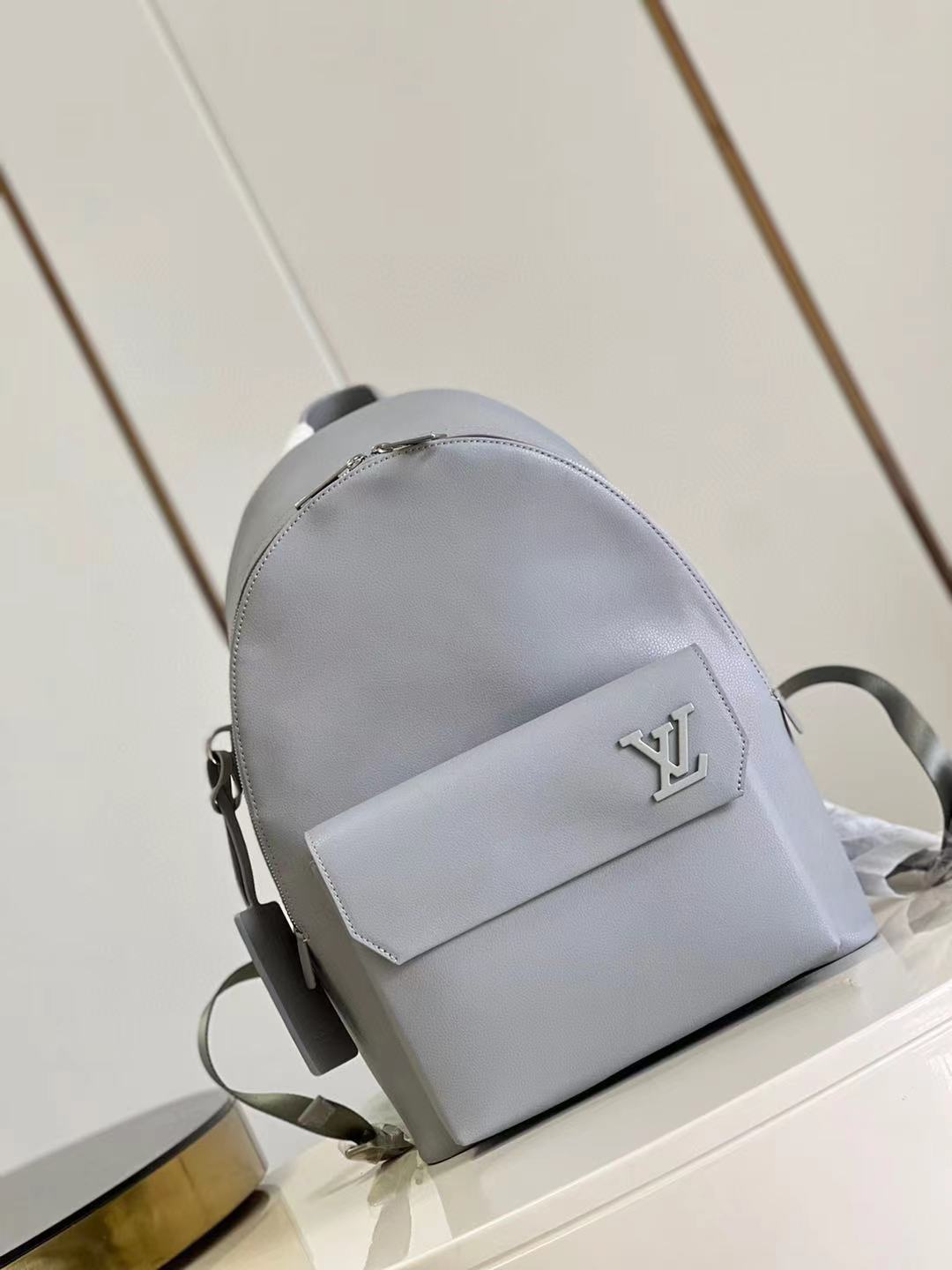 LV Backpack P1 I40