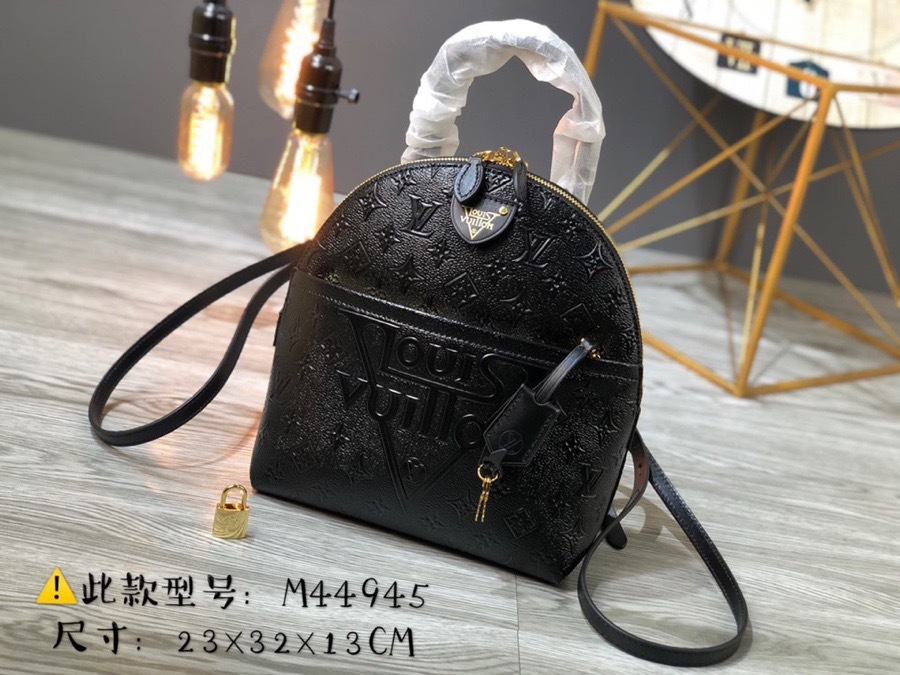 LV Backpack P1 I83