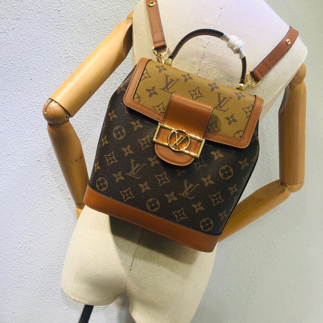 LV Backpack P1 I92