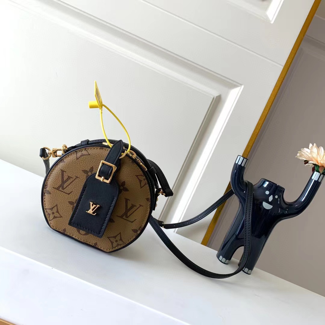 LV Chapeau P1 I13