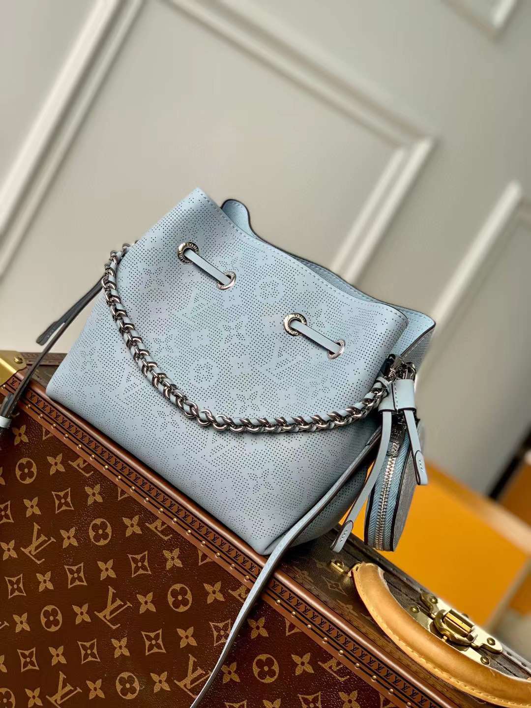 LV Bucket P1 I24