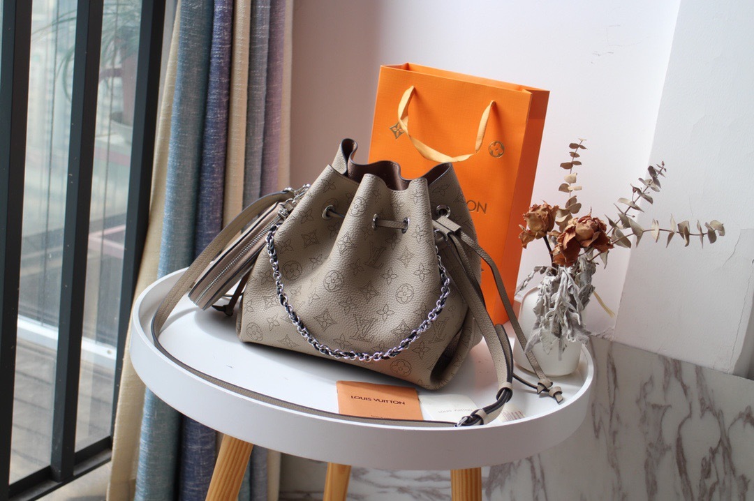 LV Bucket P1 I82