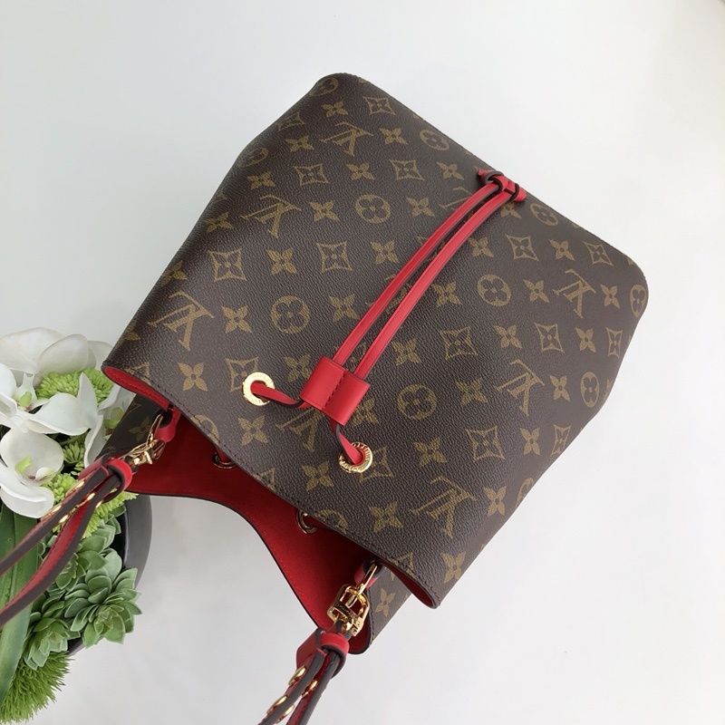 LV Bucket P2 I11