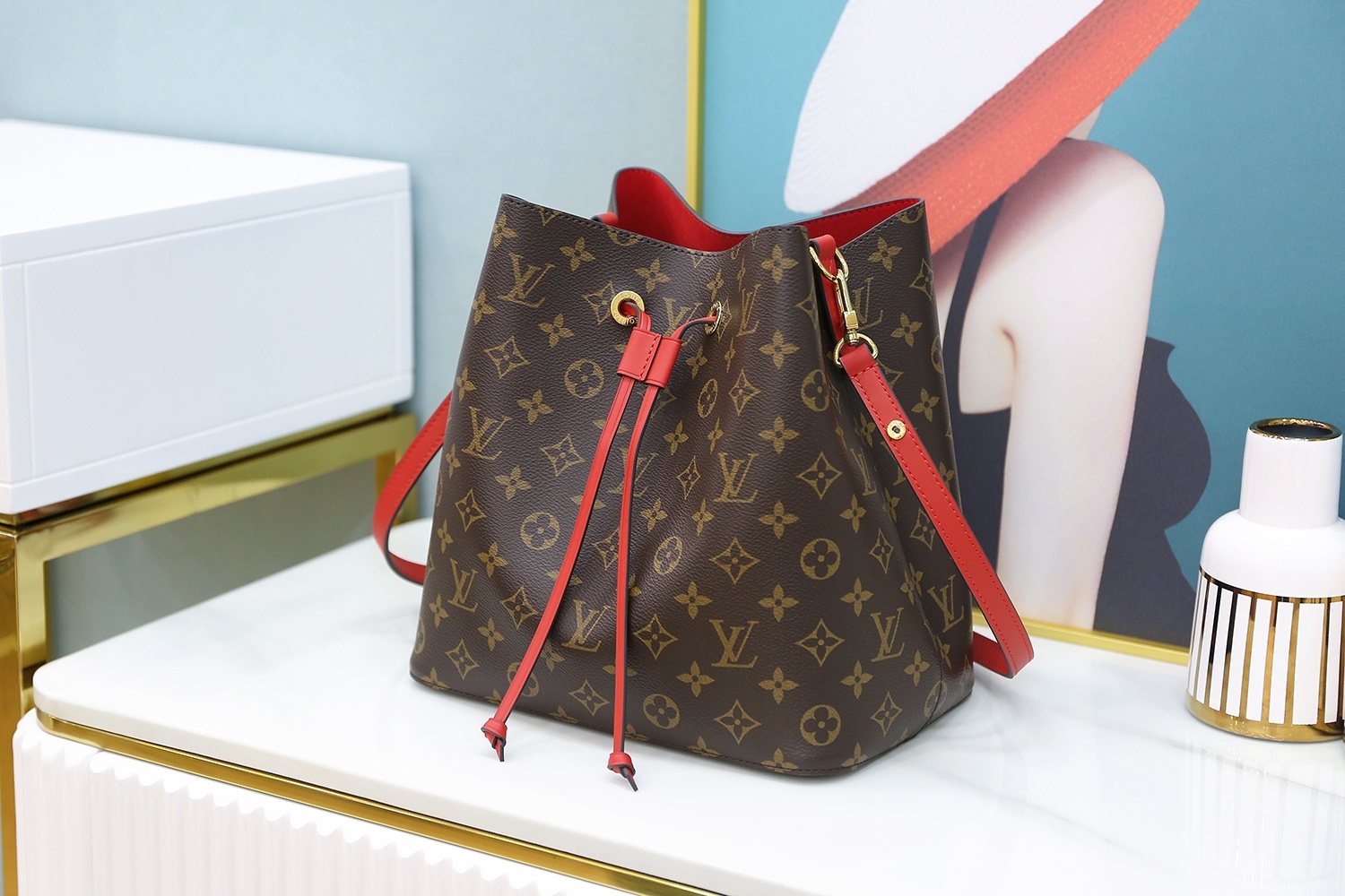 LV Bucket P2 I4