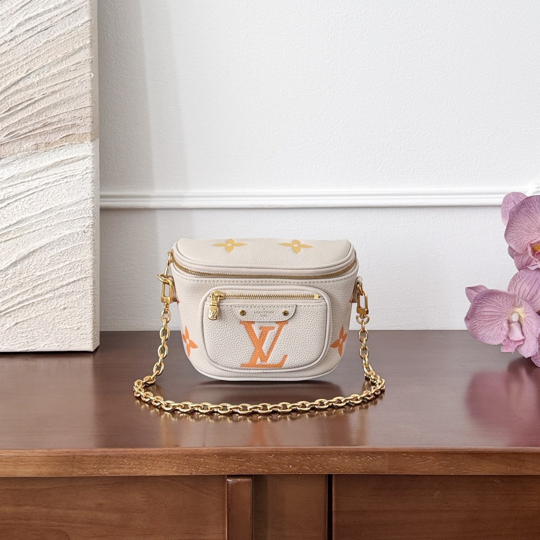 LV Bumbag P1 I2