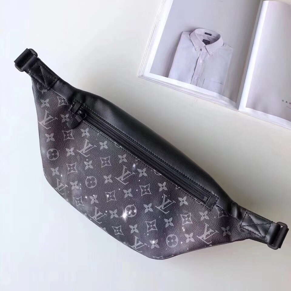 LV Bumbag P1 I21