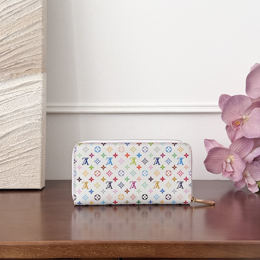 LV CardHolder P1 I24