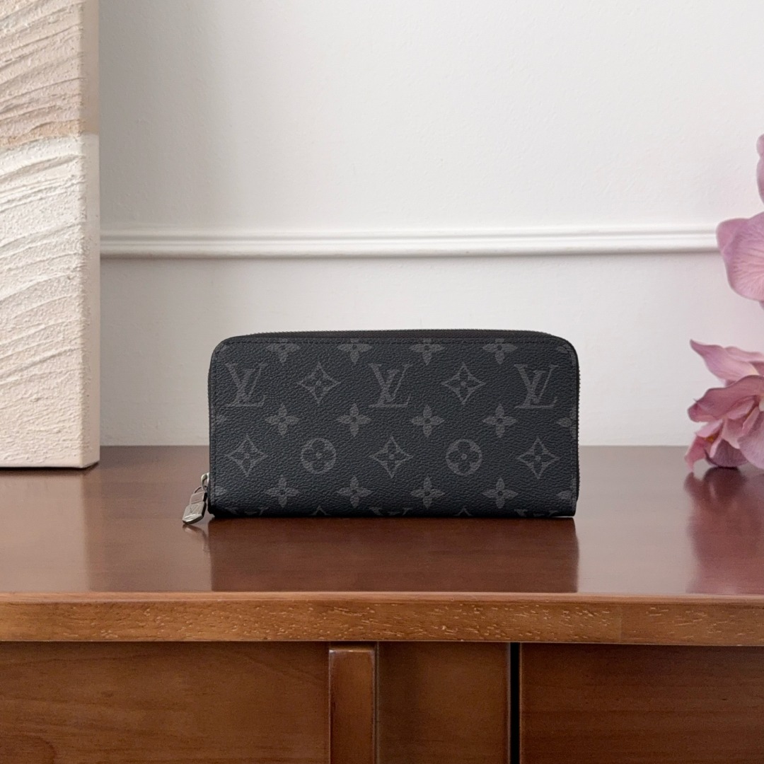 LV CardHolder P1 I3