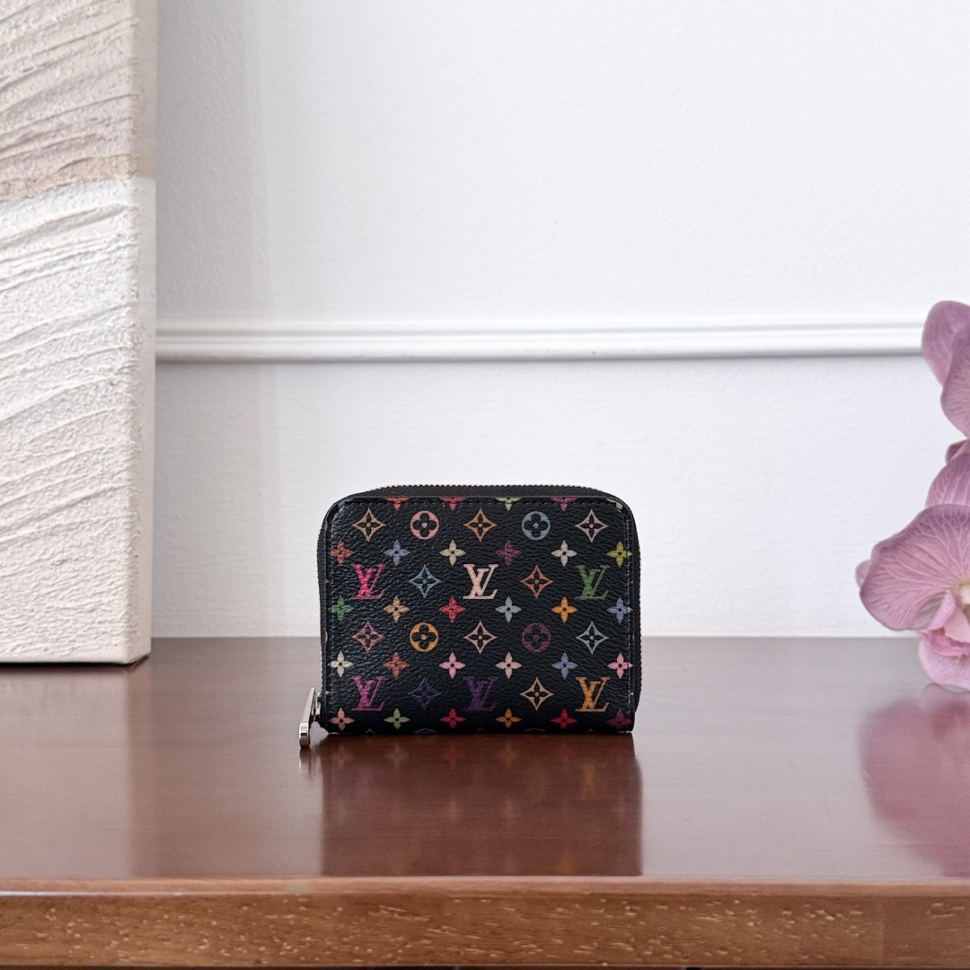 LV CardHolder P1 I63