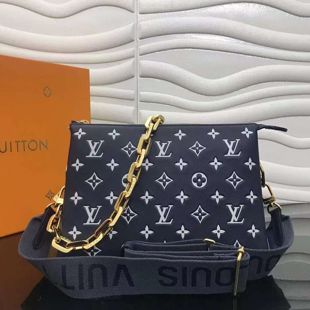 LV Coussin P1 I19