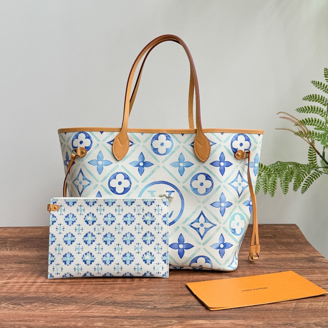 LV Neverfull P1 I13