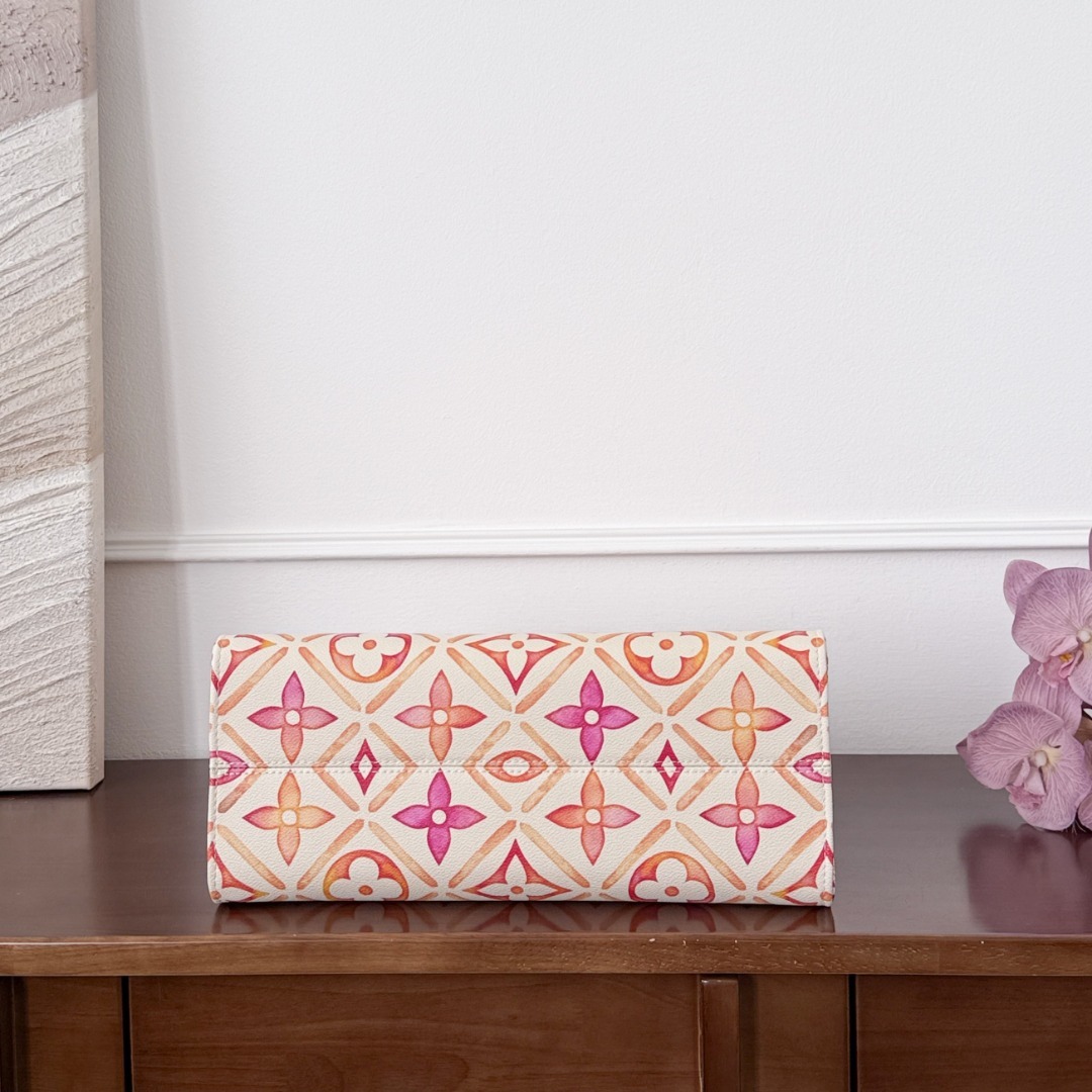 LV OnTheGo P1 I18