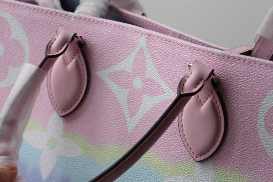 LV Onthego P1 I115
