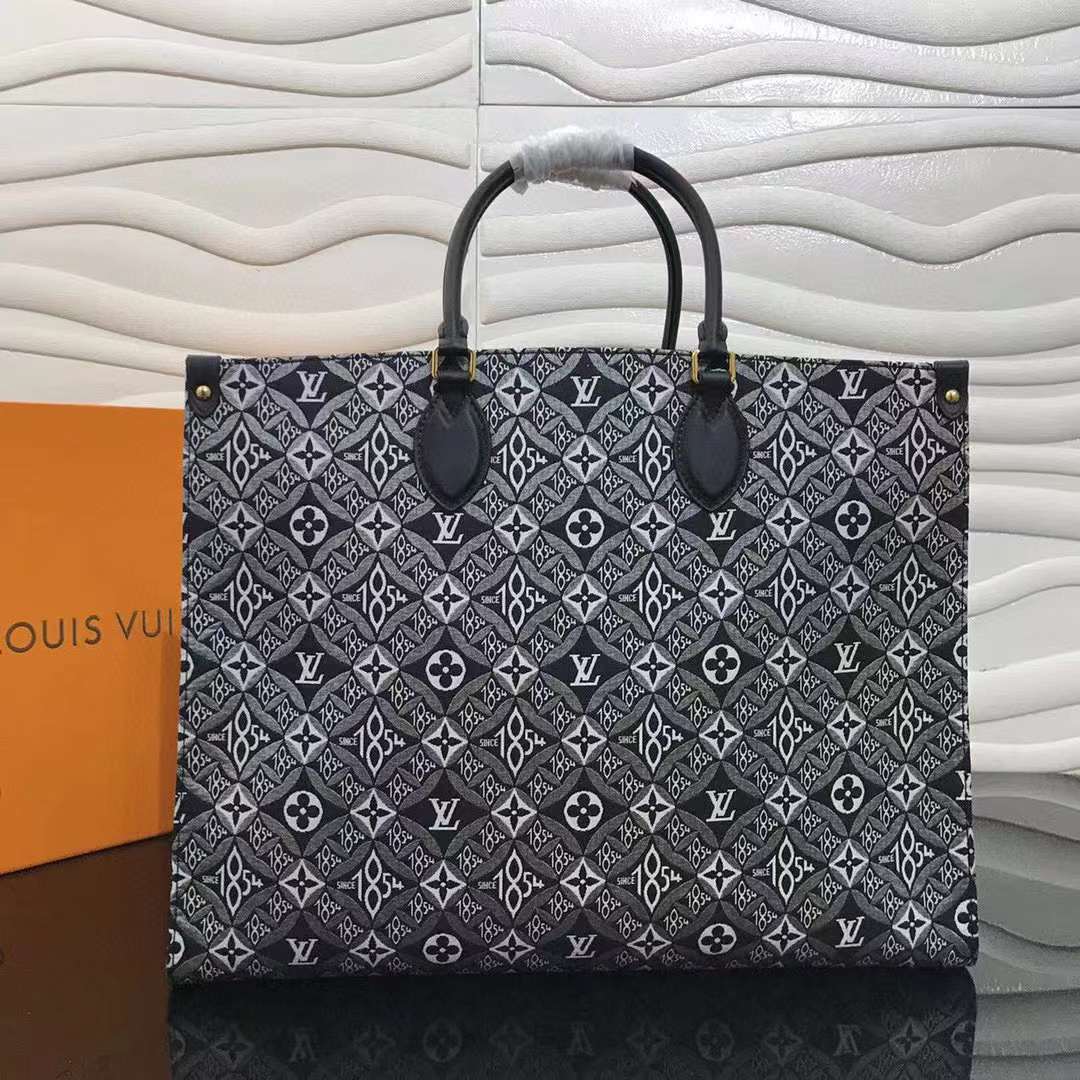 LV Onthego P1 I58