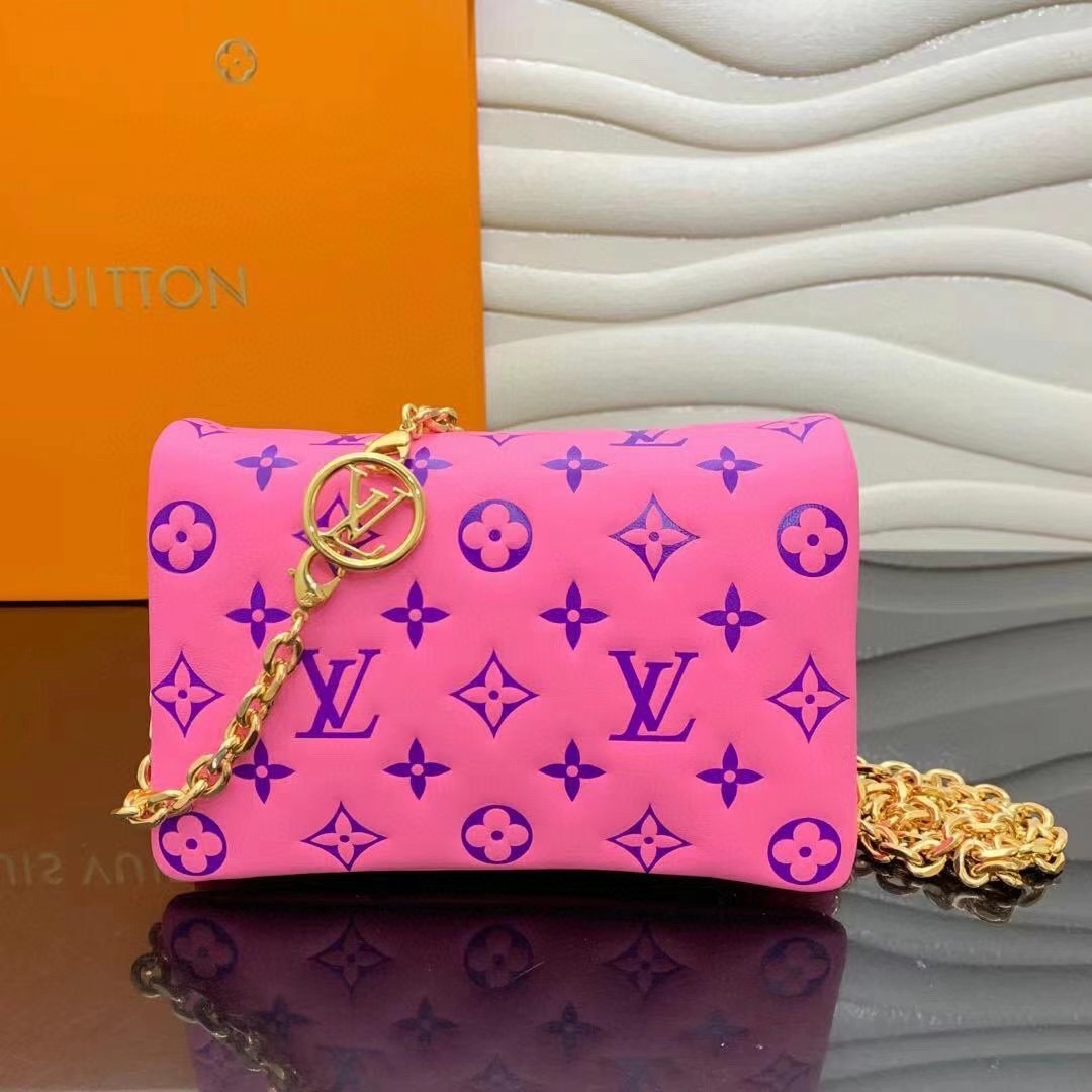 LV Pochette P1 I118