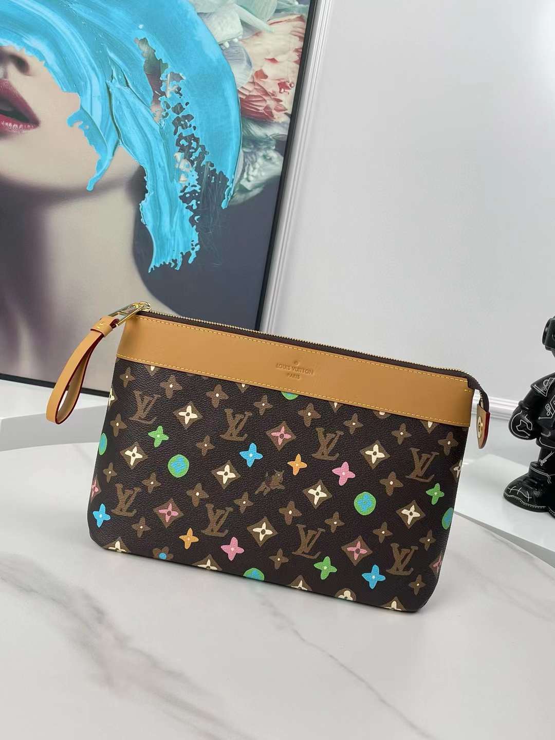 LV Pochette P1 I21