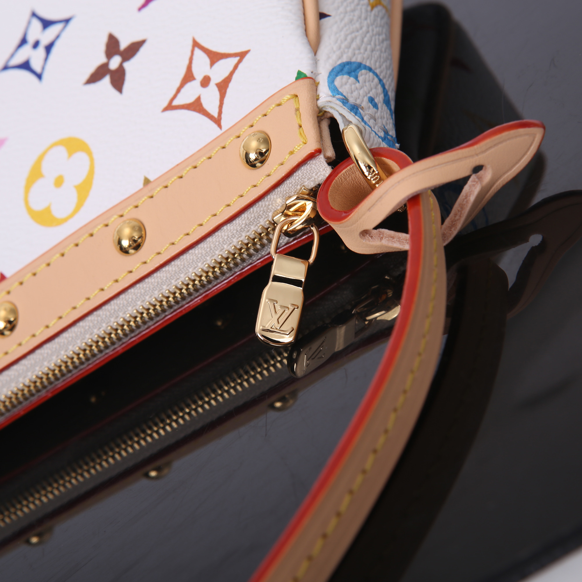 LV Pochette P1 I7