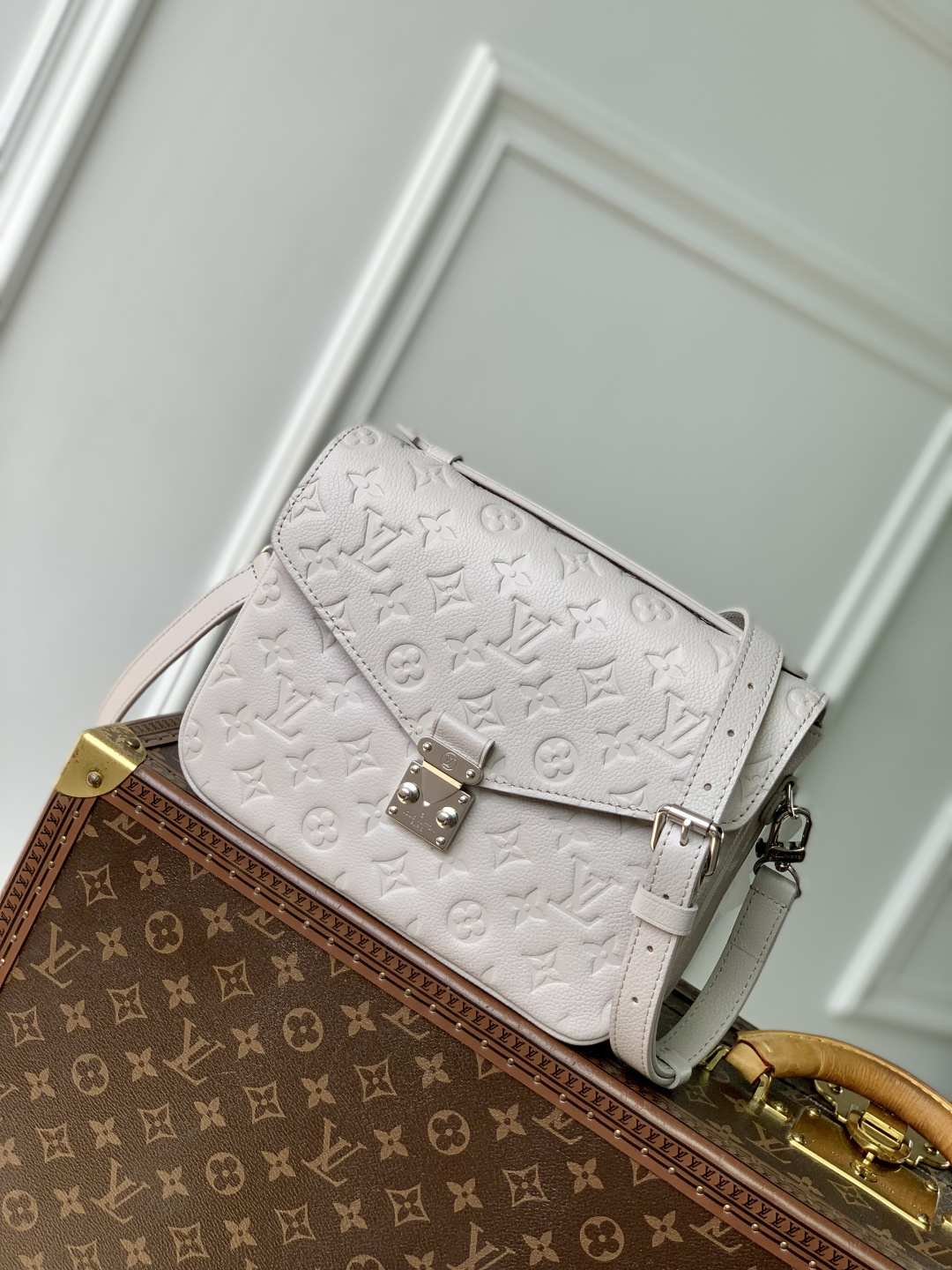LV Metis luxurykick P1 I1