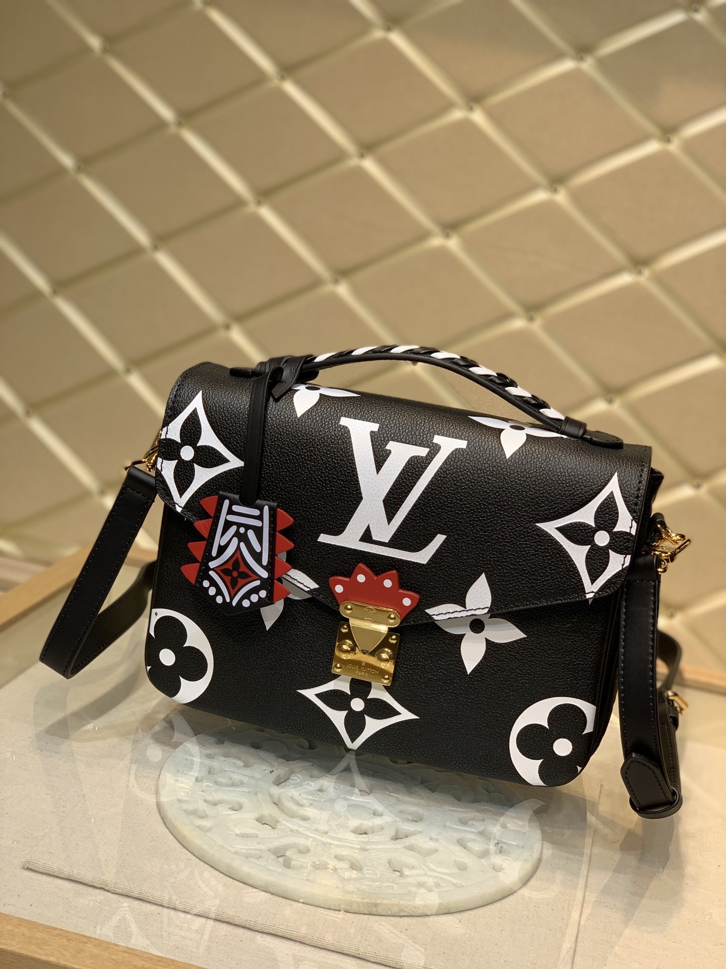 LV Metis luxurykick P1 I30