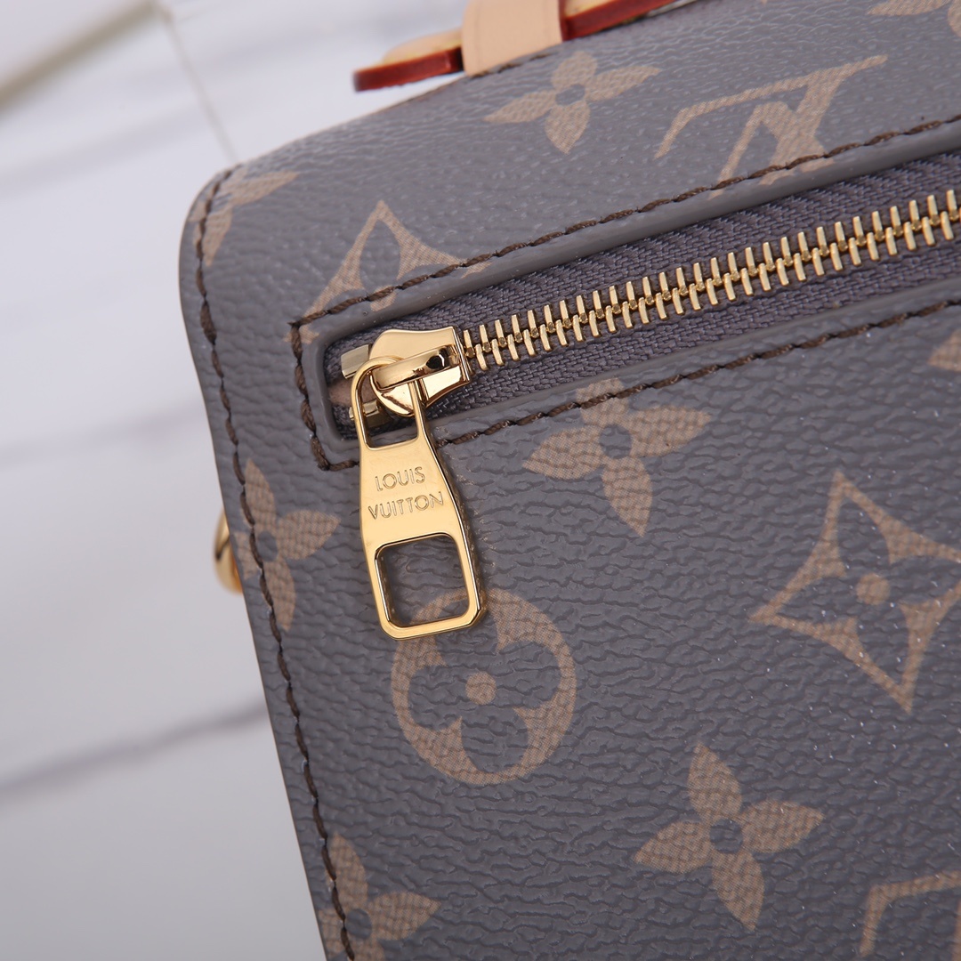 LV Metis luxurykick P1 I4