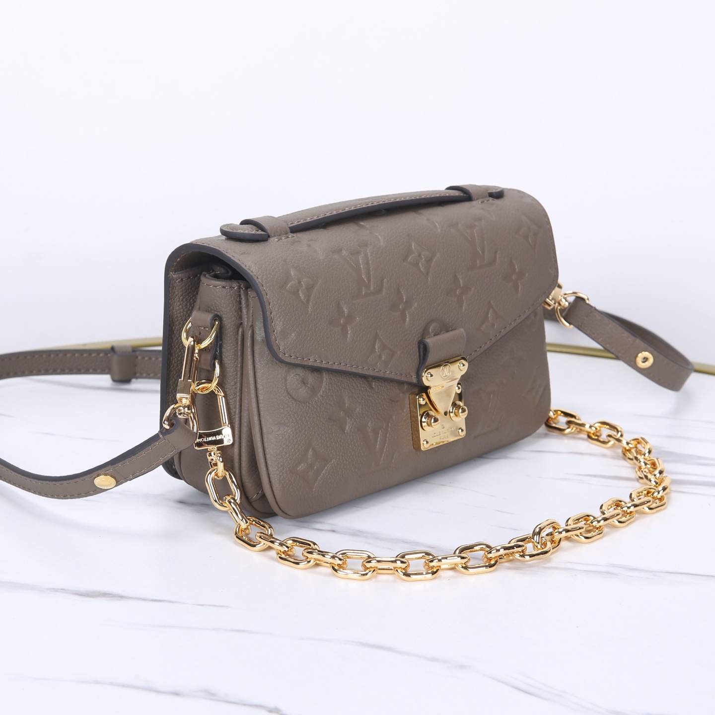 LV Metis luxurykick P1 I6
