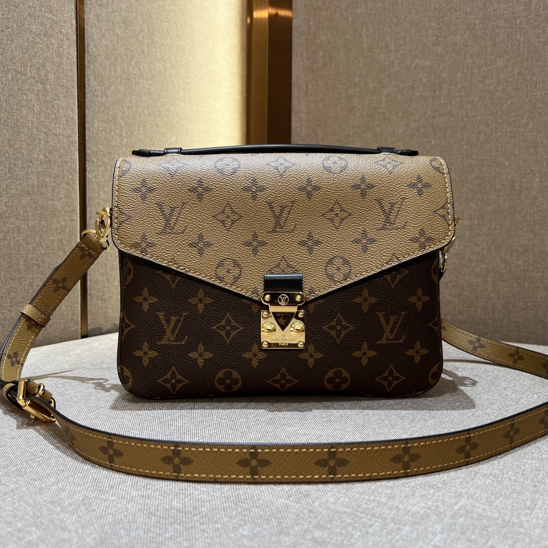 LV Metis scarlettluxury P1 I12