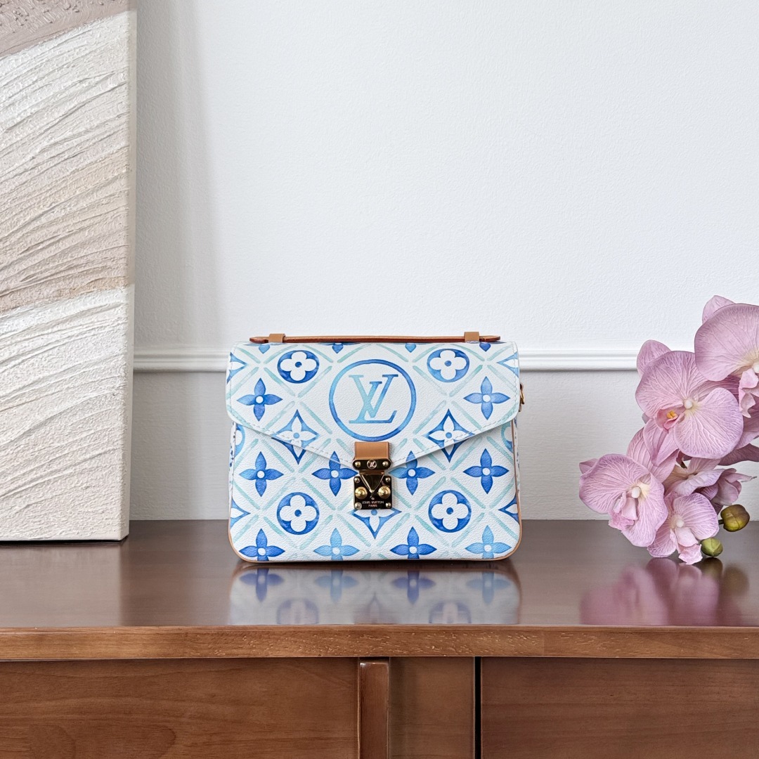 LV Metis scarlettluxury P1 I4