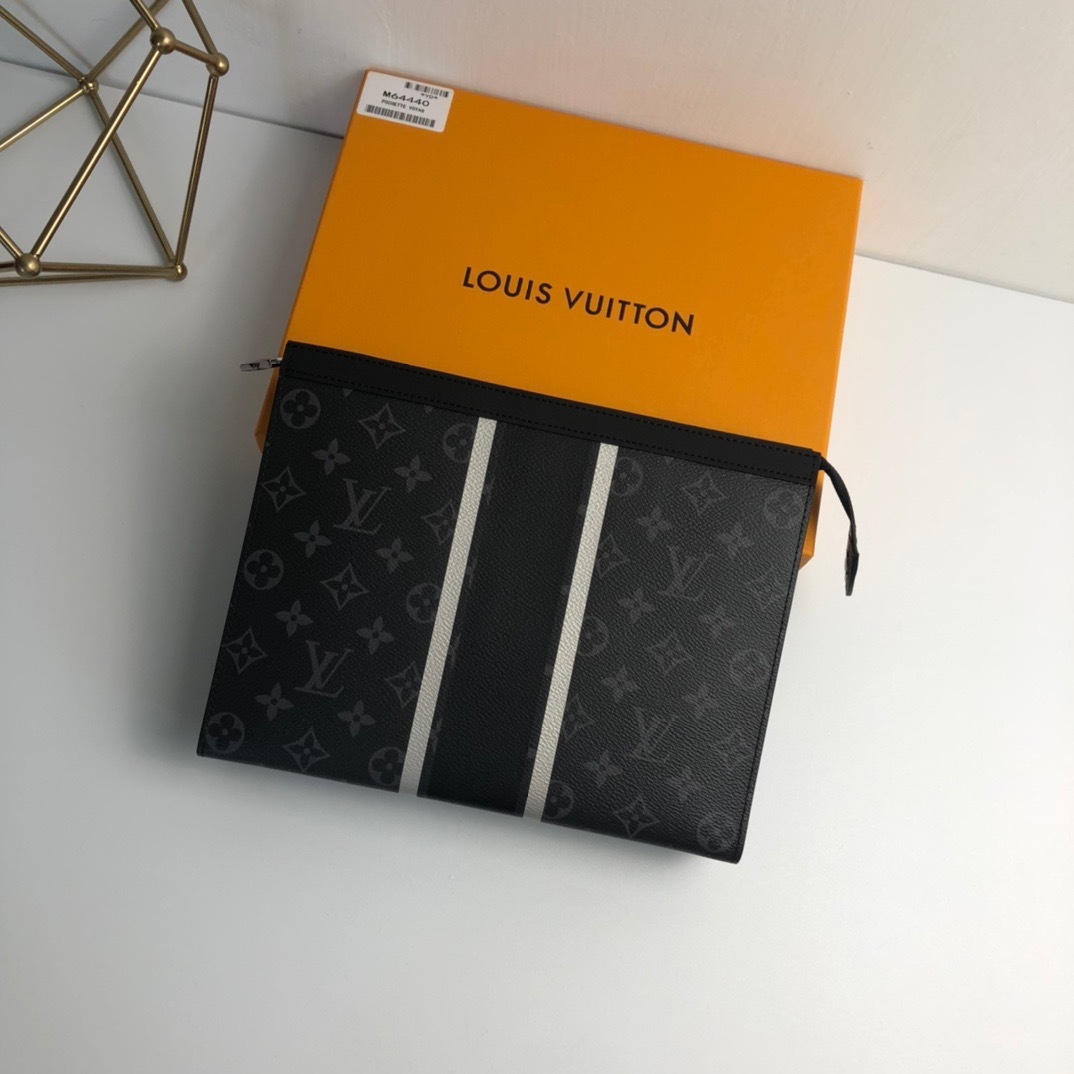 LV PochetteVoyage P1 I32