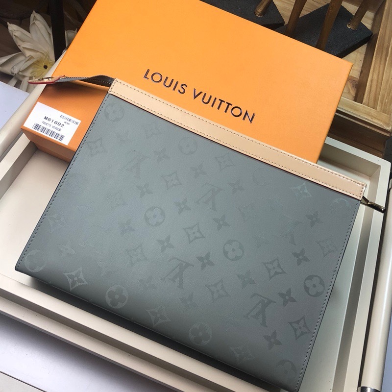 LV PochetteVoyage P1 I43