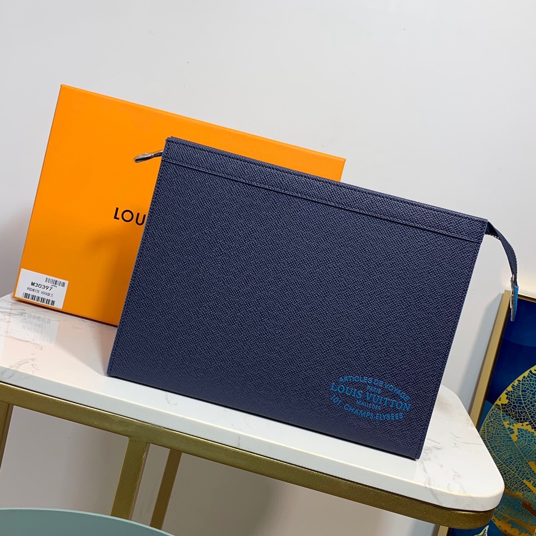 LV PochetteVoyage P1 I50