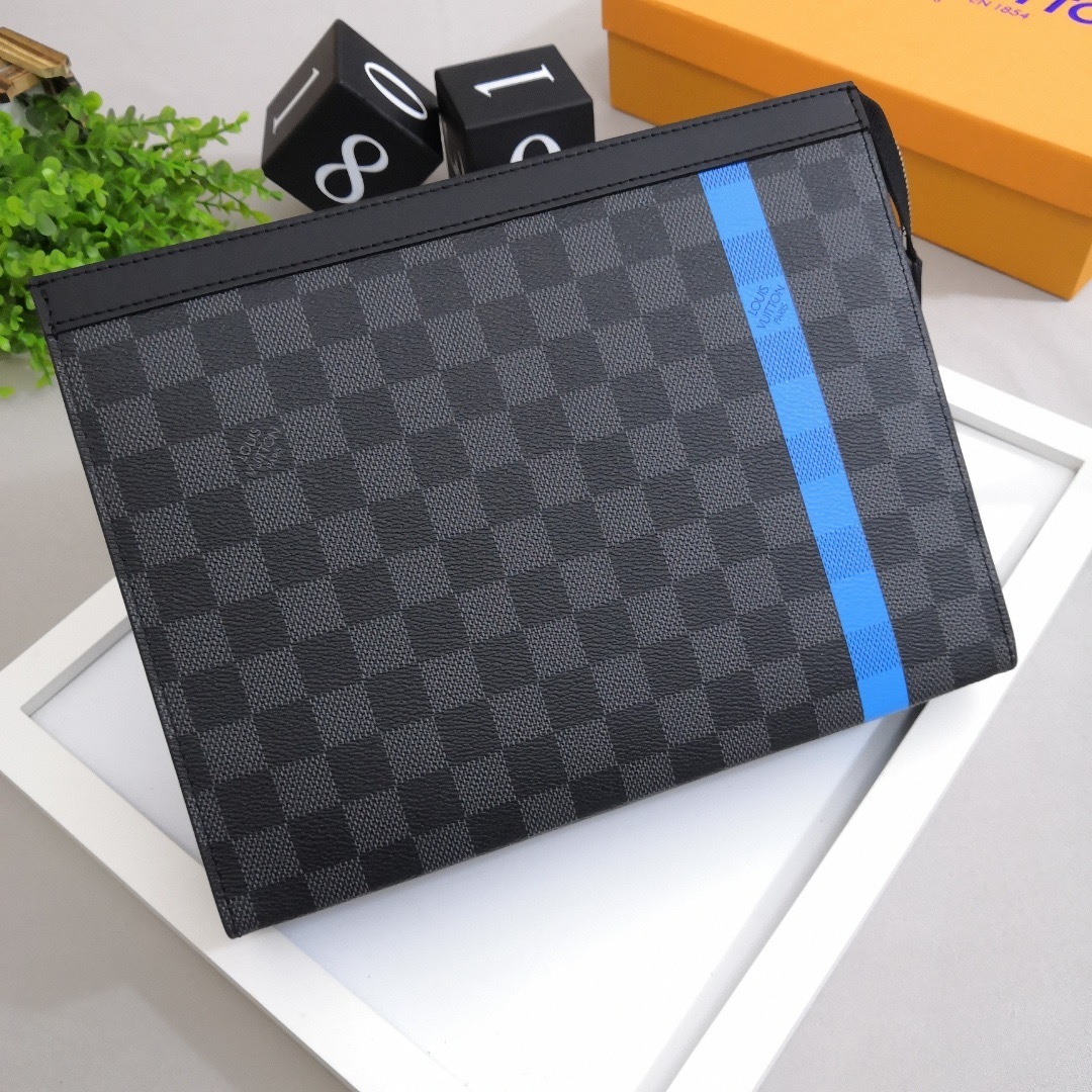LV PochetteVoyage P1 I54