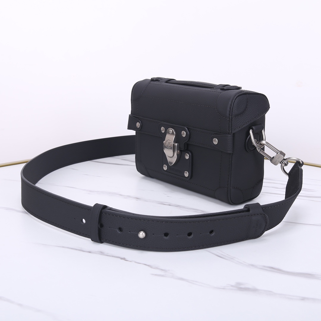 LV Trunk P1 I12