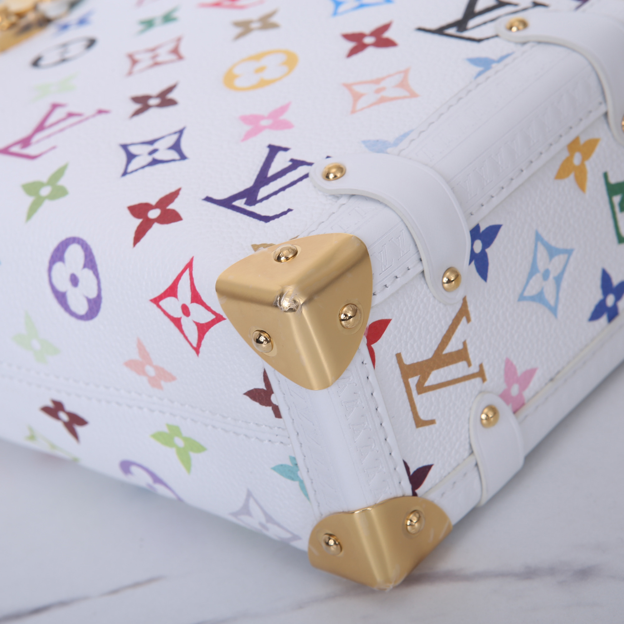 LV Trunk P1 I17