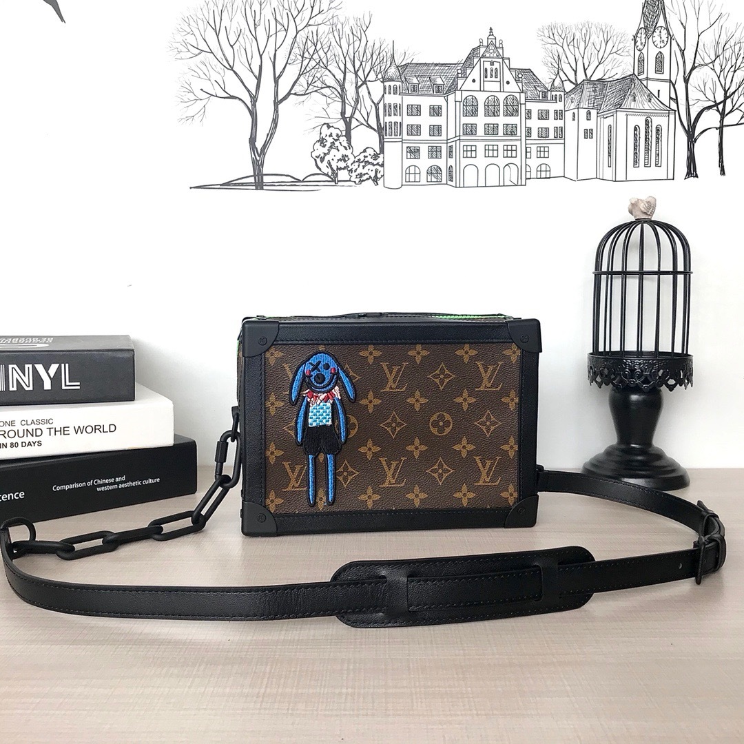 LV Trunk P1 I52